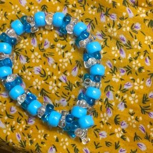 These are hand made braclets and so beautiful